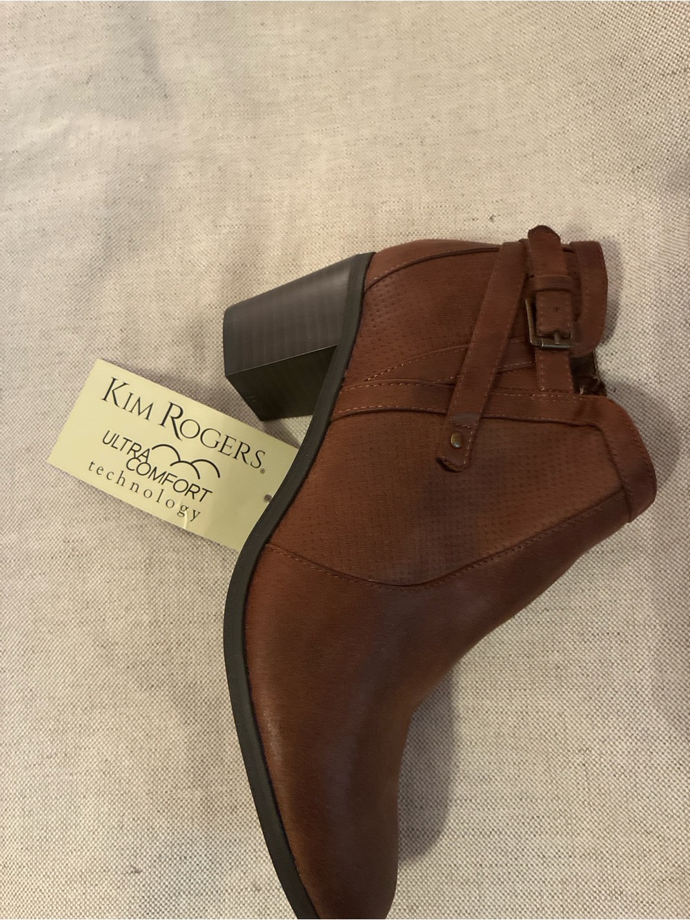 Kim Rogers Octavia Cognac Buckle Ankle Boots. Size 9. NWT